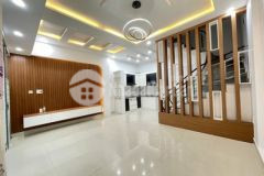 Phố thiên lôi lê chân