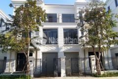 Bán song lập nguyệt quế đông nam tại vinhomes