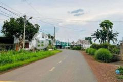 Đất sổ hồng 2mt đường trảng bom 100m2 5x20