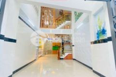 Nhà 1 trệt 1 lửng 2 lầu sân thượng mới sát tân phu