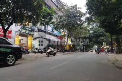 Chính chủ cần bán nhà mặt phố nguyễn văn huyên vỉa hè ô tô 2 mặt tiền 0962745289