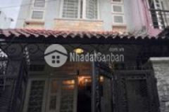 Nhà 2 lầu chủ đang ở nhà còn mới mà giá mềm nữa