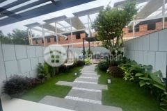 Bán nhà 1 trệt 2 lầu gần chợ đầu mối