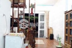 Bán gấp nhà 1t1l ngô quyền q10 70m2 1 tỷ 5 shr