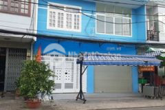 Bán nhà mặt tiền view sông cách q1 5 phút
