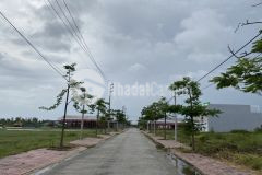 Ra 2 nền tuyến đương d5 tai trung tâ thị trấn thạnh phú