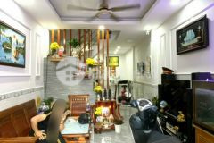 Nhà hẻm 3m, phan đăng lưu, 3.7 x 13m, 2pn, chỉ 5.4 tỷ, bình thạnh