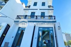 Nhà xinh lung linh 2 lầu st kdc green riverside, huỳnh tấn phát