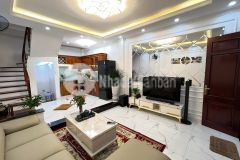 Bán gấp nhà phố hồng tiến, bồ đề, 35m2, 5 tầng, ô tô, full nội thất, nhỉnh 4 tỷ