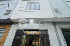 Ô tô tránh trước nhà 4 phòng ngủ, 32m2 phố lĩnh nam, quận hoàng mai.