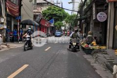 Bán nhà mặt ngõ cổ nhuế, 44m, nhỉnh 4 tỷ, ô tô gần, tương lai mặt phố từ resco sang