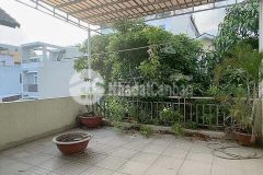 Villa vị trí vip hẻm 8m cách mặt tiền 1 căn xe hơi ngủ trong nhà.