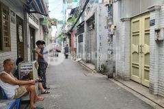 Bán nhà hxh phạm văn hai, tân bình, 3 lầu, mặt tiền vip, giá rẻ