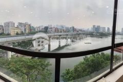 Cho thuê văn phòng view hồ hoàng cầu dt từ 60m2 đến 120m2 phố hoàng cầu, q đống đa, hà nội.