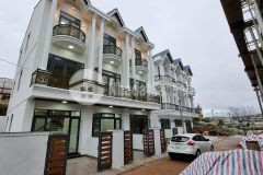 Giam shock chi con 4 ty 4 mini villa đương nhưa 5m5 nam hô đa lat