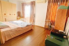 Chính chủ bác ruột cần bán nhà ngõ 1194 đường láng, đống đa 37m2, 4tầng, ôtô, kinh doanh nhỉnh 4 tỷ