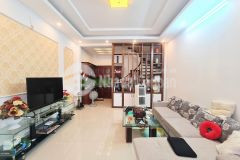 Lô góc gần phố bạch đằng hai bà trưng 38m x 4t x giá 3 tỷ. ô tô đỗ cổng.