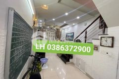 Nhà hẻm xe tải thích quảng đức 4x11m, chỉ 5.x tỷ, nhà mới vào ở ngay, lh 0386372900