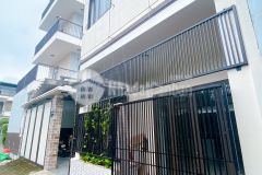 Bán nhà 2 mặt kiệt cmt8 khuê trung cẩm lệ.