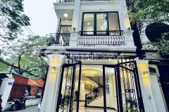 11 tỷ phố ngọc lâm 70m2 lô góc mt5m nhà đẹp gara ô tô kinh doanh hiếm quận long biên