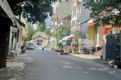 Bán nhà 4 lầu mt đường 8 linh tây, dt 73m2, giá 10.8 tỷ