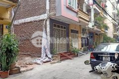 Hot giảm chào 450tr nhà 79 cầu giấy 5 tấng 32m2 mới cứng ở liền