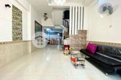 Bán nhà gấp đường nguyễn tất thành, phường 18, quận 4