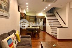 Bán nhà chùa láng 45m2 x 5 tầng, ngõ thông, ba gác đỗ cửa