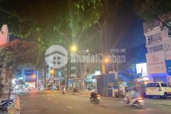 Nhà mặt tiền kinh doanh quận 1 tphcm giá rẻ, dt sổ 41 m 2. đtzalo 0932980565 viễn phương