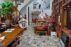 Bán nhà yên hòa, cầu giấy. dt 45mx 4t, mt5, giá 5,7 tỷ.