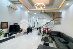 Độc quyền ko có trên thị trường chỉ với 7tỷ 4, có ngay nhà đẹp, nội thất cao cấp, đường ô tô 8m,