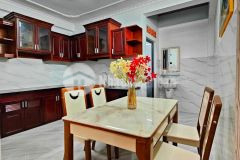 Ngay emart, sổ vuông vức, diện tích lớn, giá tiền nhỏ.