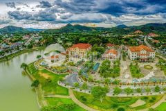 Cần bán trung tâm bờ hồ madaguoi tỉnh lâm đồng.