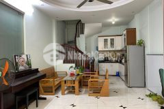 30m2 x 5 tầng, nhà đẹp phố vĩnh hưng, quận hoàng mai.