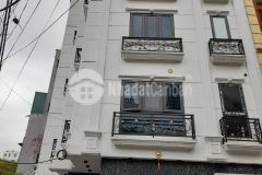 Lô góc nhà cực đẹp ôtô đỗ cửa 10m ra ôtô tránh 38m2 5 tầng nhỉnh 4tỷ kim giang