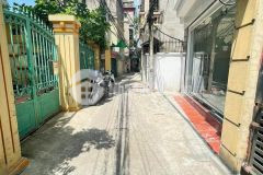 Bán nhà đội cấn, lô góc 2 mặt ngõ 3m, ngõ thông thoáng sáng, 50m2 giá 6,2 tỷ