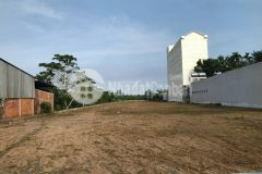 Đất mặt tiền ql 61c bằng phẳng đẹp đã kè kiên cố