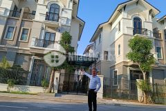 Duy nhất 1 căn biệt thự 135m2 centa vsip có giá rẻ hơn thị trường 300tr