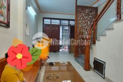 Bán nhà ngõ 43 chùa bộc, 40m2 x 4 tầng, 2 thoáng, gần phố, 5.3 tỷ