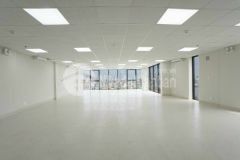 Cho thuê văn phòng trong tòa nhà hải châu 150m2 mới đẹp, đường không lụt, 25.000.000đ tháng