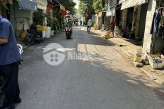 Chỉ 3.7 tỷ có ngay nhà ngang 4m, dt 44m2 ngay đường số 4, lê văn quới, bình tân