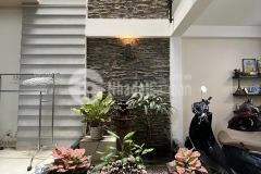 Quận 3 nhà 1 đời chủ 100m2 4 tầng 5pn gần mặt tiền cmt8. chỉ nhỉnh 10.tỷ