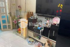 Bán nhà hóc môn 4x15m, sổ hồng riêng đủ 60m2, giá 2 tỷ 6