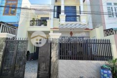 Bán nhà 1 trệt 1 lầu cách chợ dĩ an 1 chỉ 100m giá 4.3 tỷ