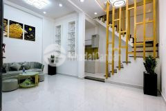 Bán nhà mới 3 tầng, 15m ra hxh đua nguyễn công hoan, pn, tặng nt, 3pn, 35m2, 5.40 tỷ