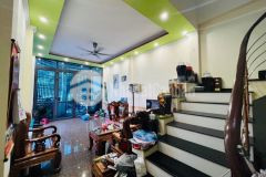 Thua bóng bán gấp nhà mặt phố thụy khuê sầm uất gần hồ tây 90m2 chỉ 8.38 tỷ. lh 0989.62.6116