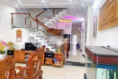 Bể banh cần bán gấp nhà bùi công trừng hòa xuân cẩm lệ oto vao nhà. giá 5.3 tỷ