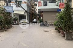 Bán nhà võng thị nhà đẹp full nội thất, sát hồ tây, 32m2 xây 5 tầng. giá 4.5 tỷ