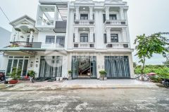 Bán nhà 2 lầu đs 7a khu văn hóa tây đô thổ cư 65m2 giá 4.5 tỷ kdc đông đúc văn minh thích hợp ở vàkd