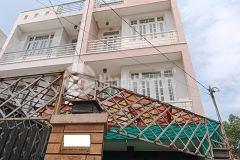 Nhà 4 tầng ở ngay khu trung tâm quang trung,p.14,gv72m2 chỉ 5.6 tỷ